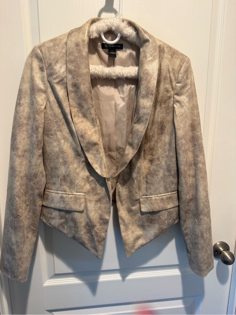INC International Concepts Women's Taupe Faux-snake skin Jacket size L hook clos